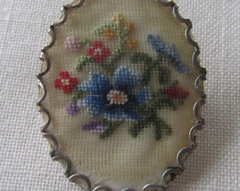 Vintage Petit Point cameo brooch flower motif