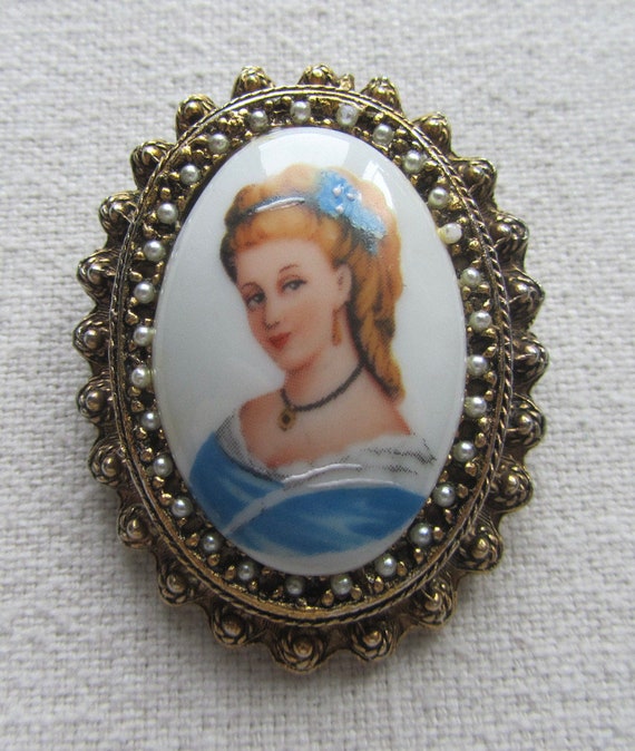 Vintage Gold Tone Limoges France Porcelain Cameo Painted Brooch - Etsy
