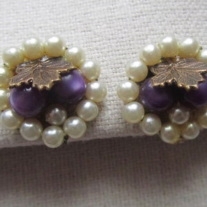 Vintage purple lucite and faux pearls screw back earrings
