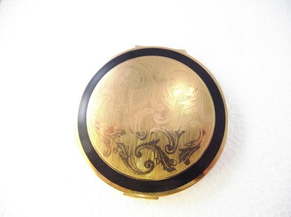 Stratton Compact, Gold Tone Swirl Leaves, with a … - image 1