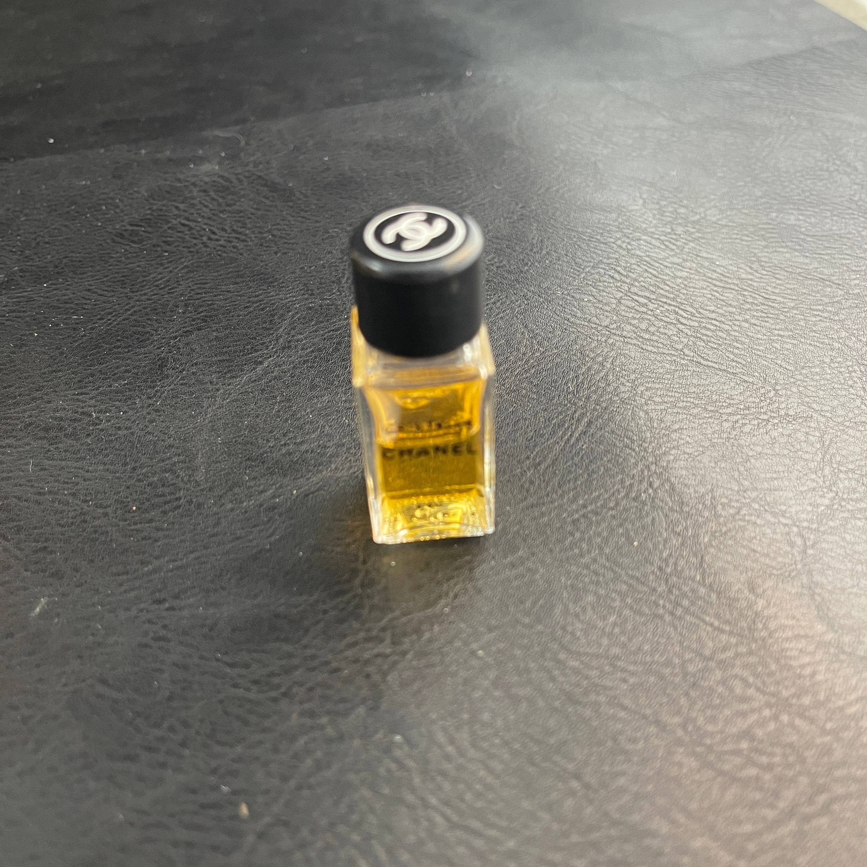 Chanel Cristalle Eau De Toilette Perfume 2.5 Ml Miniature -  Hong Kong