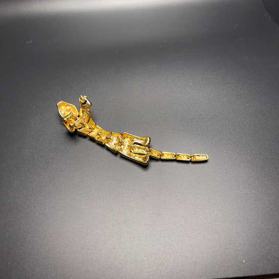 Tiger Shoulder Pin, Articulated, Gold Tone Metal,… - image 6