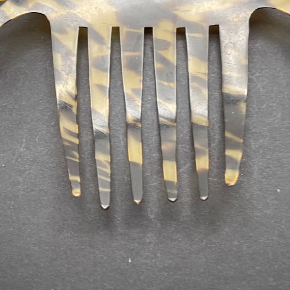 Large Mantilla Decorative Hair Comb, Celluloid, D… - image 8