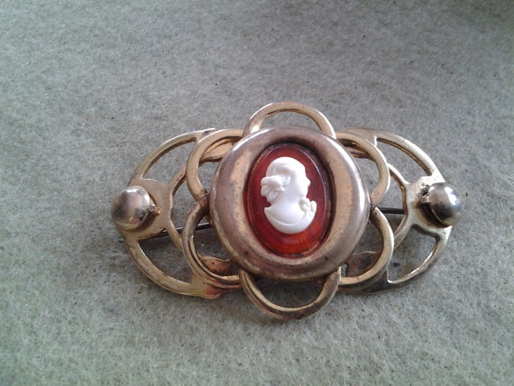 Paste Cameo Brooch from the 1930's