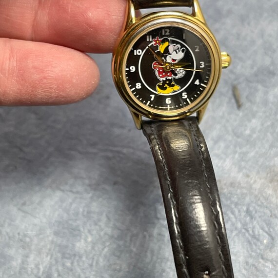 Fossil Minnie Mouse Mood Watch Color 