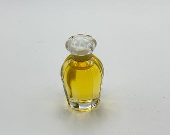 Oscar De La Renta, So De La Renta, Petite Glass Bottle, Collectible, Full Bottle, 1.5” Tall, Mint Condition