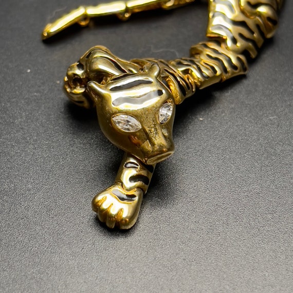 Tiger Shoulder Pin, Articulated, Gold Tone Metal,… - image 1