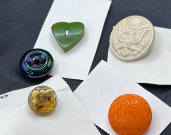 Set of 5 Vintage Buttons Made of Plastic and Glass, Variety of Colors, Includes All Buttons