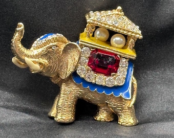 Ciner Maharaja Howdah Elephant Brooch, Like New Condition, Rhinestones, Enamel, Faux Pearls, 2” x 1.5”, Red, White and Blue