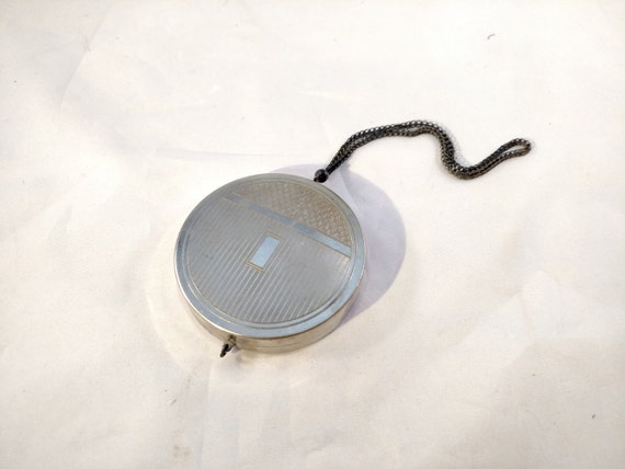 Unsigned Silver Tone Etched Dance Compact on Chai… - image 1