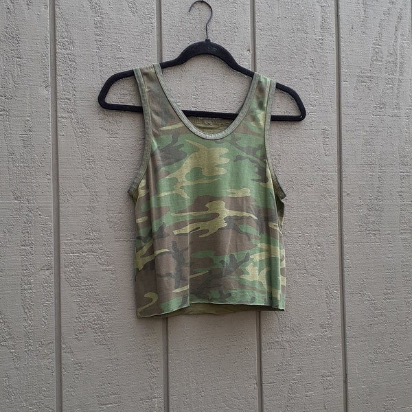 Vtg Paperthin Camo Tank Top Slightly Cropped XS/S Camouflage Crop Distressed