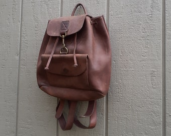 Vtg 90s Guess Mini Backpack / Brown Leather / Sling Bucket Purse