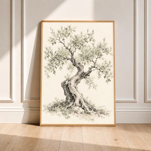 Könnte beinhalten: Ein vertikaler, rechteckiger Wandkunstdruck mit einer detaillierten Aquarellillustration eines Olivenbaums mit knorrigem, strukturiertem Stamm und weichem grünem Laub. Der Baum ist auf einem cremefarbenen Hintergrund zentriert und zeigt komplexe Äste.