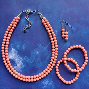 Two Strand Coral Statement Necklace, pink - orange beaded jewelry, peach necklace, coral jewelry, peach bridesmaid, coral earrings bead
