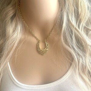 Gold Vintage Pendant Layering short Necklace brown, gold statement necklace jewelry, beaded statement layering necklace