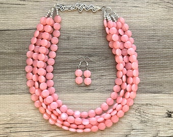 Sunny Coral 5 Strand statement ketting, ronde kralen chunky sieraden set, Coral Oranje Bib zilveren oorbel perzik bruidsmeisje bruiloft