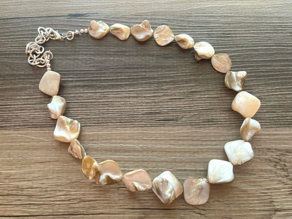 Coral shell necklace deals