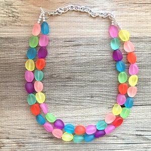Collana a 2 fili con perline arcobaleno, gioielli colorati, collana vistosa, collana con caramelle gommose, gioielli arcobaleno, coriandoli arcobaleno per bambini