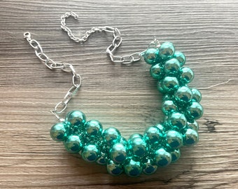 Mint Mirror Green Necklace, extra chunky jewelry, beaded chunky statement necklace, green necklace, Casual necklace, light green jewelry