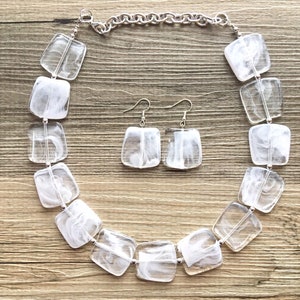 Single Layer White Cloudy chunky statement necklace, bib jewelry cloudy white necklace, white jewelry, white beaded necklace, white