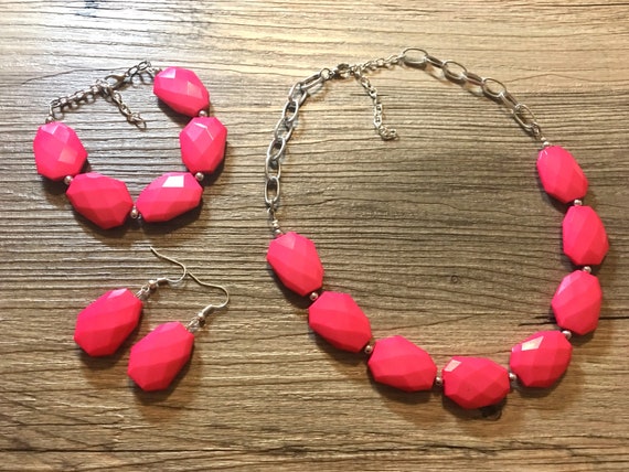 Hot pink statement sale necklace