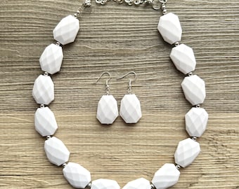 White chunky statement necklace, bib jewelry cloudy white necklace, white jewelry, white beaded necklace, white bubble, cloud necklace