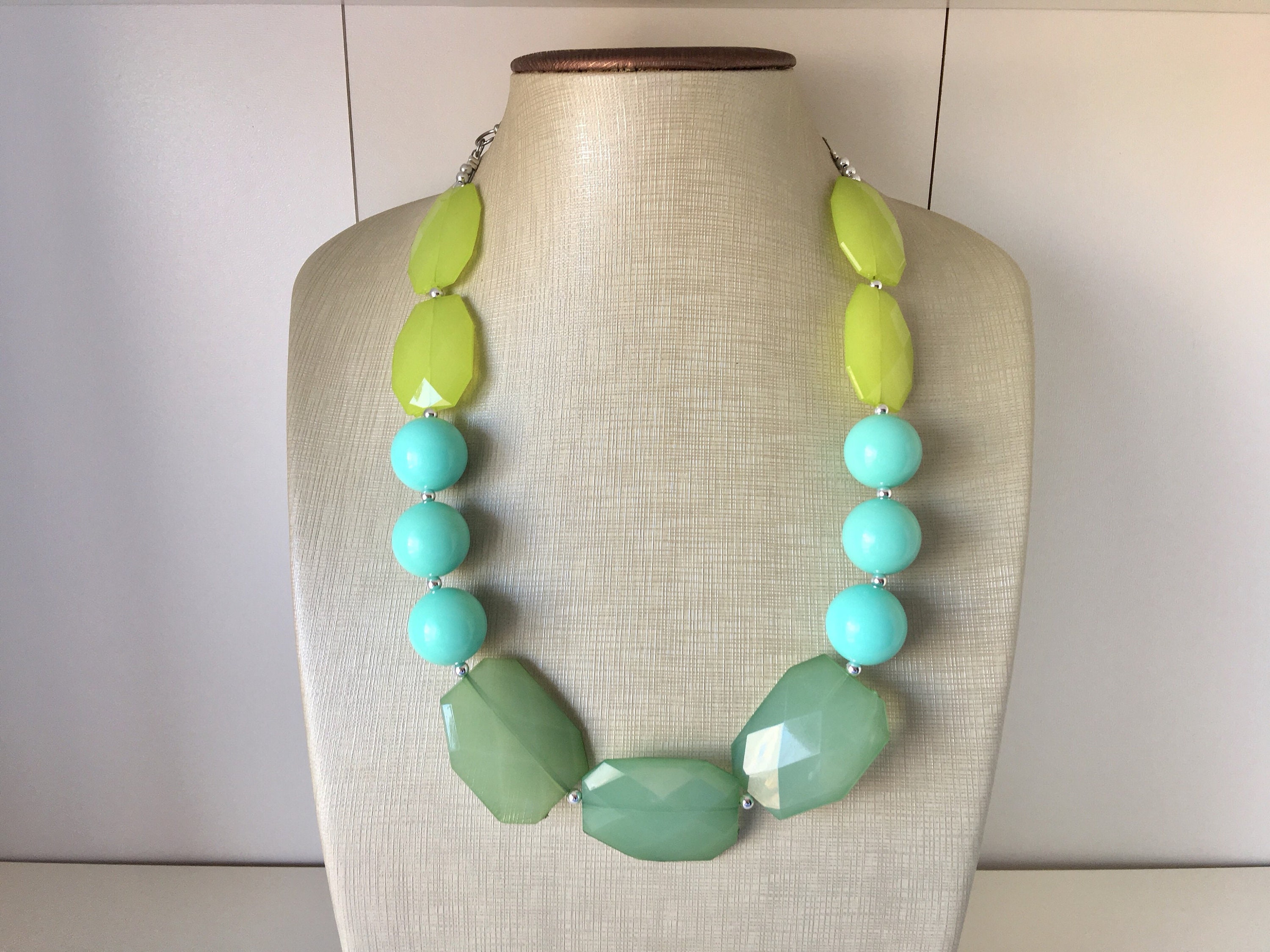 【TATIANA】Apink銀紙着用★Green Mix Coin Beads Necklace Chunky Green Necklace for Her / Green Statement Necklace