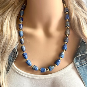 Natural Lapis lazuli Beaded necklace, 1 strand Statement Necklace, Chunky Bib stone jewelry, gemstone layering navy royal blue knotted