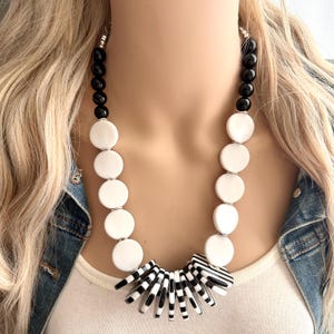 Black & White Contrast Statement Necklace, chunky beaded jewelry, neutral necklace, black white neutral necklace, beaded jewelry striped