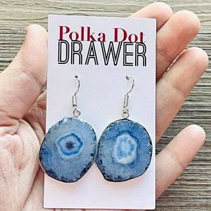 Royal Blue & Silver Agate Slice drop bead earrings, blue beaded statement earrings, dark blue jewelry, blue geometric earrings image 3