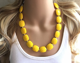 Bright Yellow Statement jewelry set, Chunky Beaded Necklace, yellow Jewelry, bright colorful Necklace, yellow beaded necklace earrings