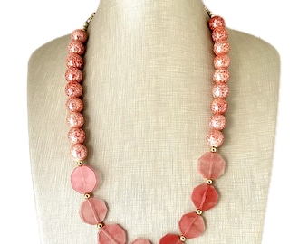 Collar llamativo grueso de cuarzo rosa cereza, collar largo de cuentas de ágata, colgante de joyería de piedra de ágata largo