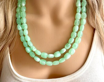 Mintgroene dikke statementketting, ketting met 2 strengen, lichtgroene armband oorbellen sieraden set bruiloft, bruidsmeisje gras