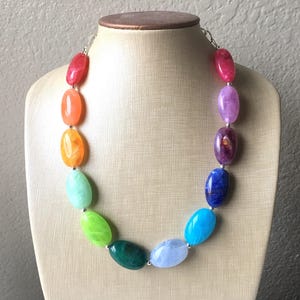 Regenboogkralenketting, kleurrijke sieraden, dikke statementketting, grote kralenketting, regenboogsieraden baby, kleurblokketting