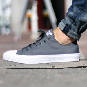 converse charcoal grey solid sneakers