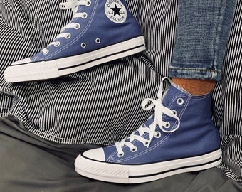 royal blue all star converse