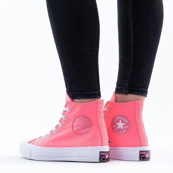 pink mesh converse