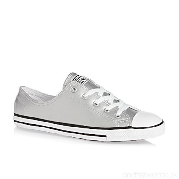 silver metallic converse womens