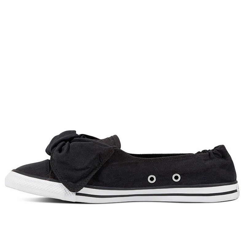 converse bow slip on
