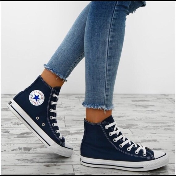navy blue converse mens