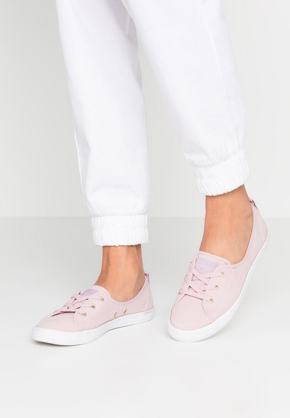 converse ballet lace pink