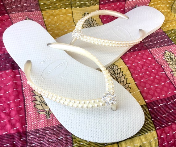 white havaianas with diamond