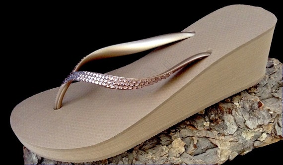 havaianas wedge rose gold