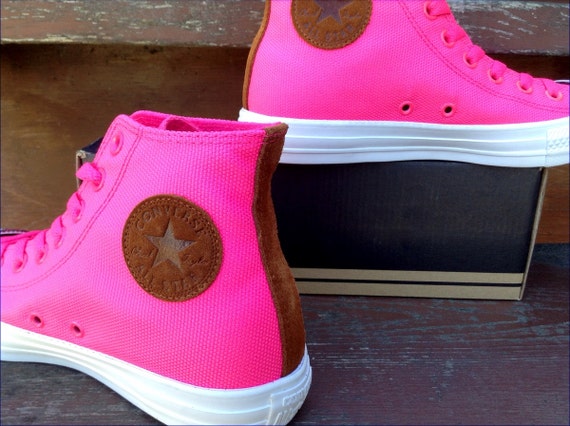 converse hot pink high tops