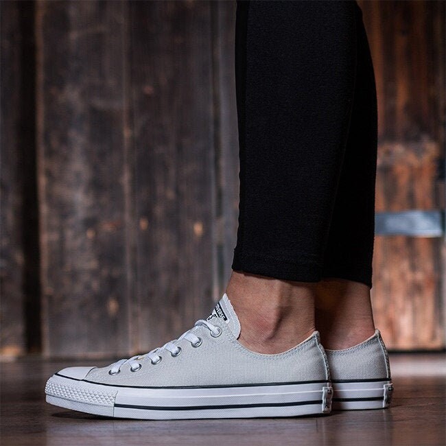 mouse gray converse