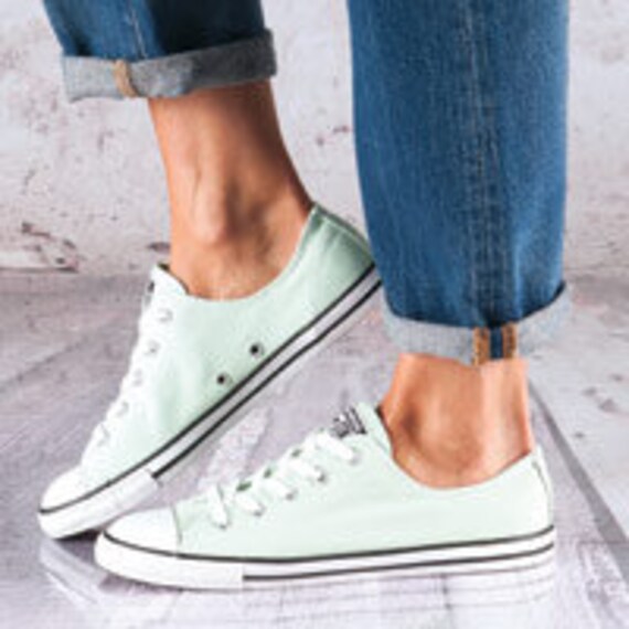 converse dainty green