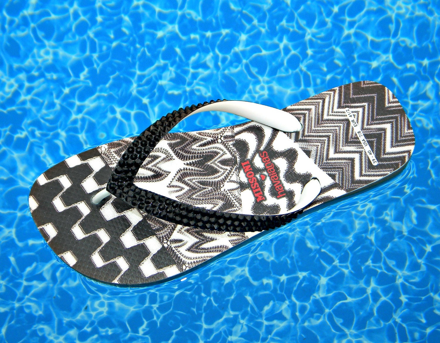 havaianas with bling