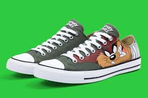 looney tunes converse shoes