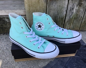 mint green chucks