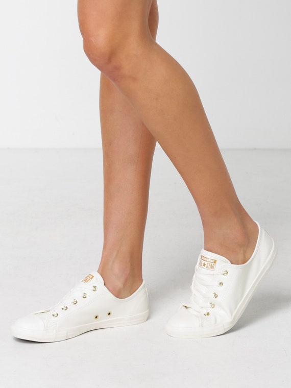 converse dainty cream